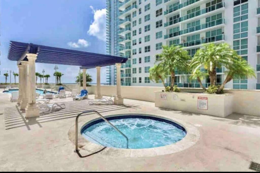 Ocean View 35Th Floor, In The Heart Of Miami公寓 外观 照片