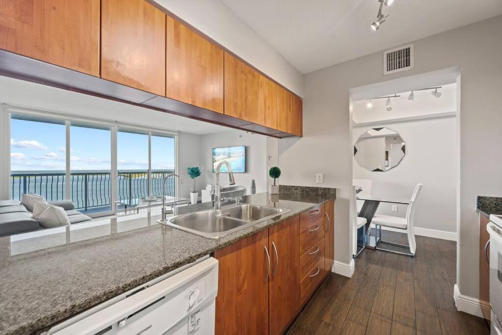 Ocean View 35Th Floor, In The Heart Of Miami公寓 外观 照片